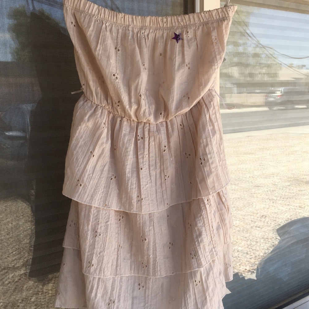 2000s Strapless Tiered Eyelet top in Blush